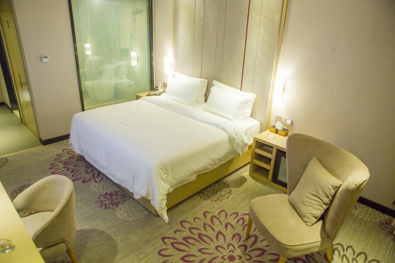 Lavande Hotel Shantou Exterior photo